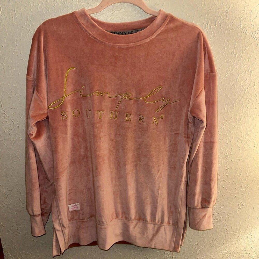 Simply southern pullover